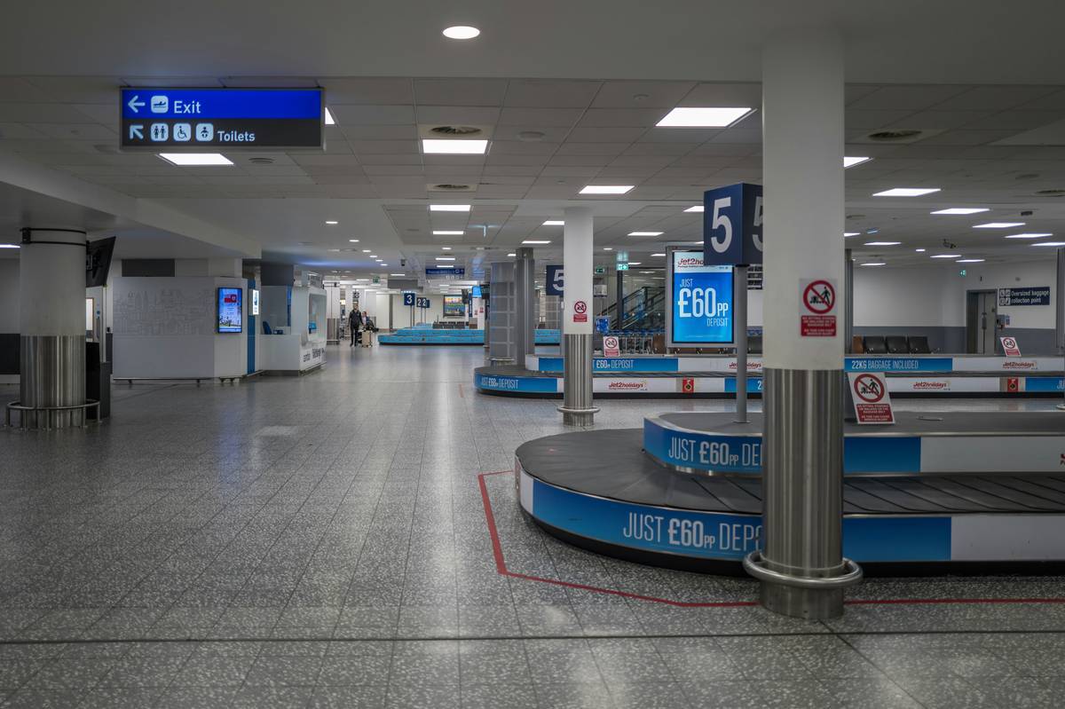 delayed baggage tracker system